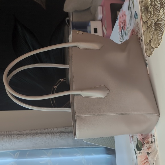 Dagne Dover Legend Tote - Picture 6 of 10